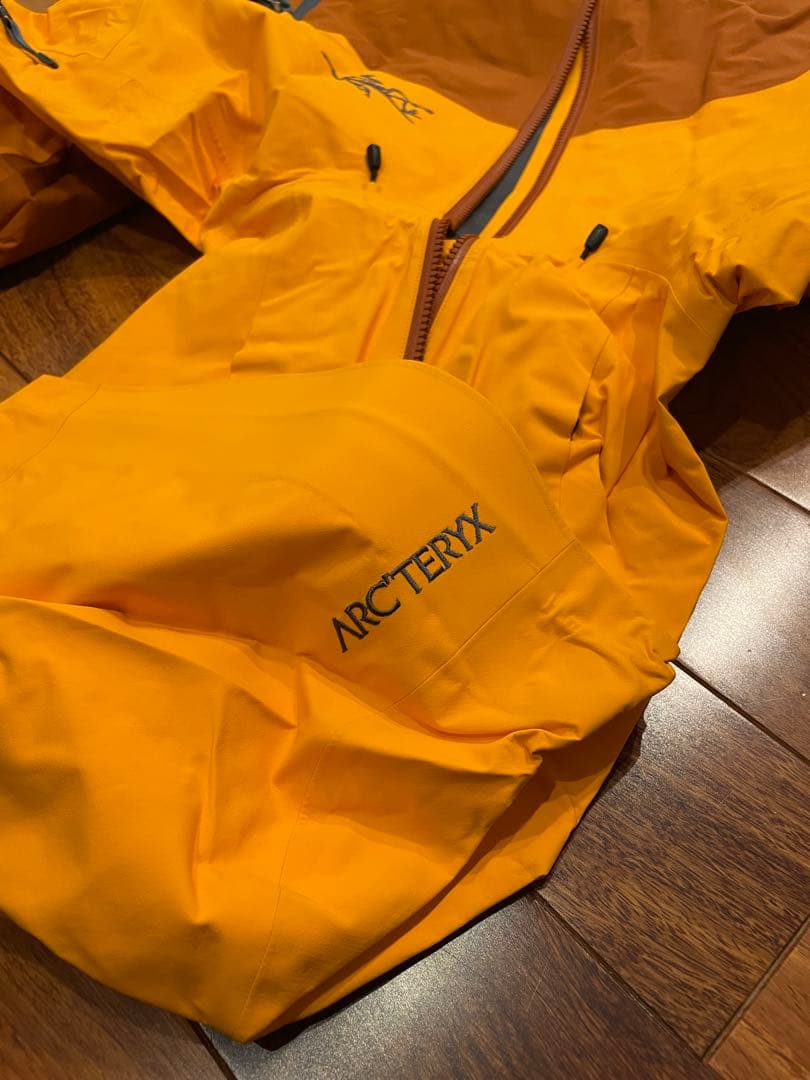 ま*ん様 新品▪️Arc’teryx アークテリクス▪️Rush Jacket▪