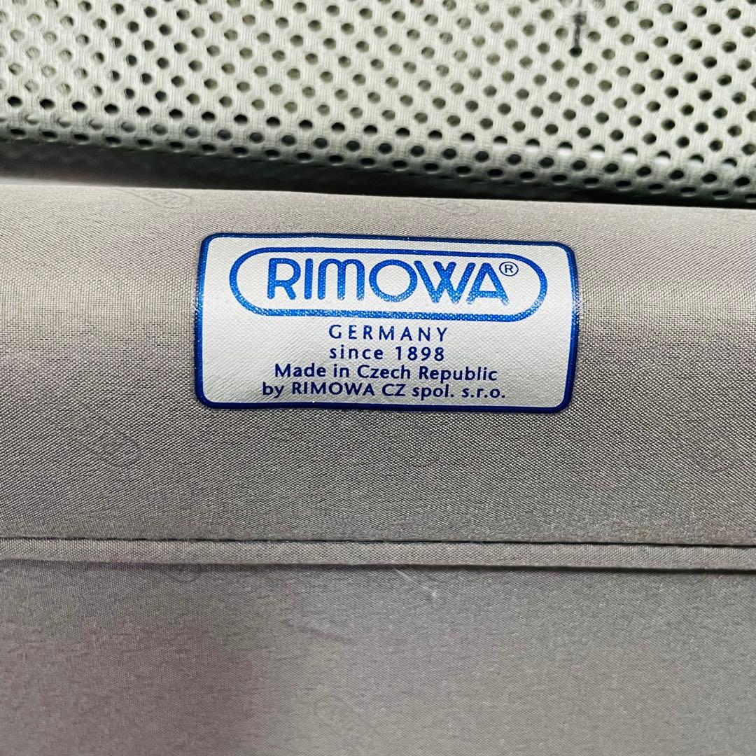 美品　リモワ　サルサ　63L 4輪　マットブラック　廃盤　Check-in M