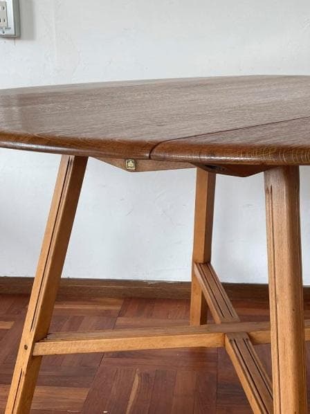 tam.イギリス ヴィンテージ アーコール バタフライ ダイニングテーブル