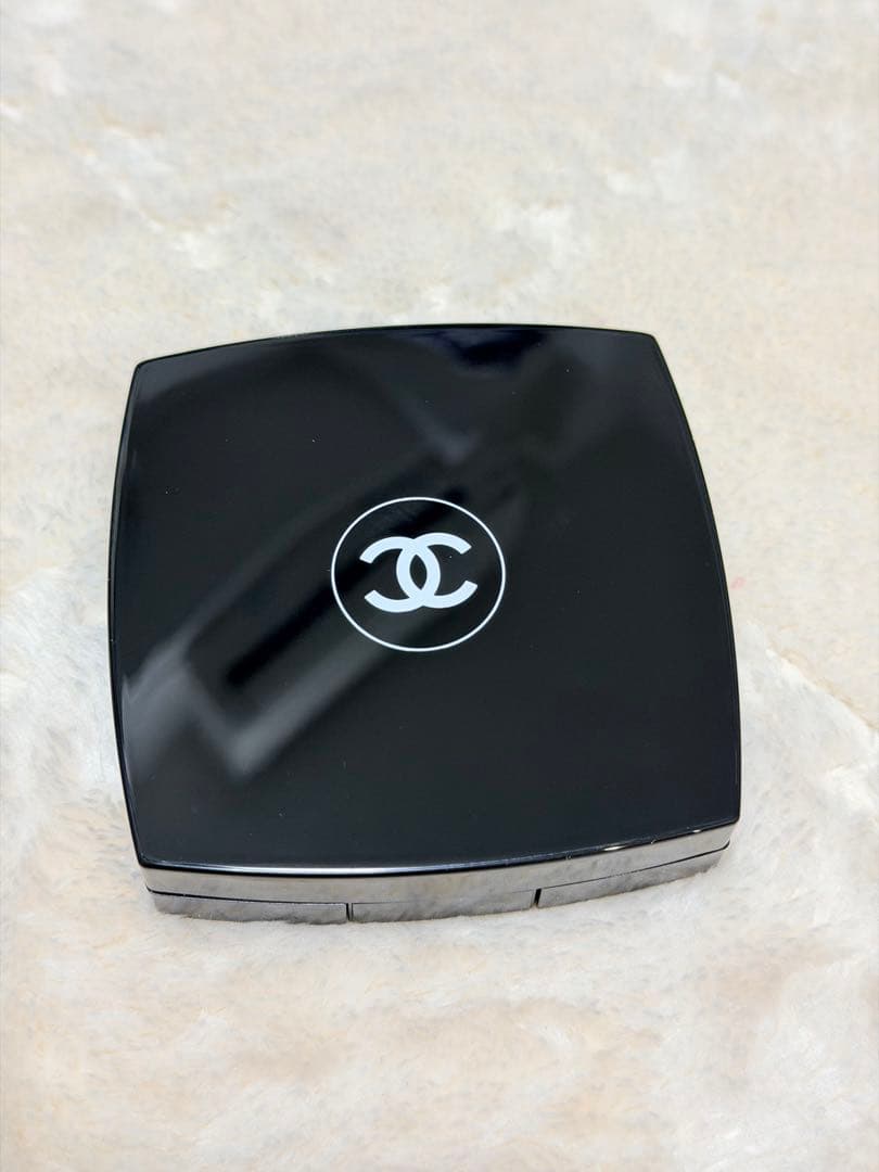 【未使用】シャネル ルミエール ドゥ ローシャン（限定ハイライト）