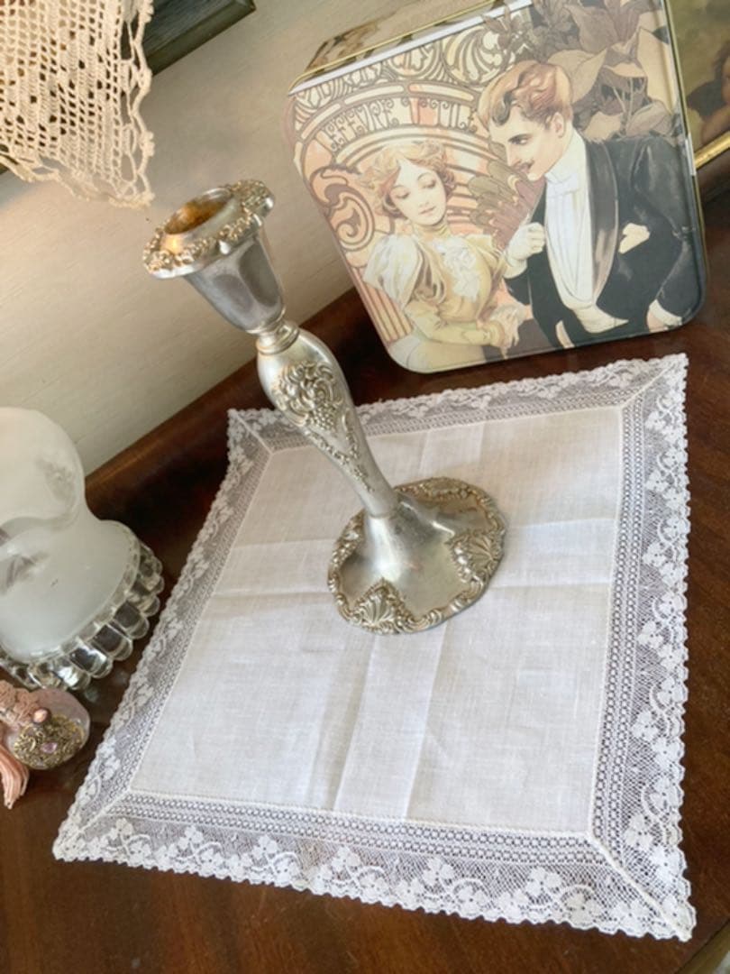 1997年アイリッシュリネンポケットチーフ繊細な手作業レースドイリーヴィンテージ