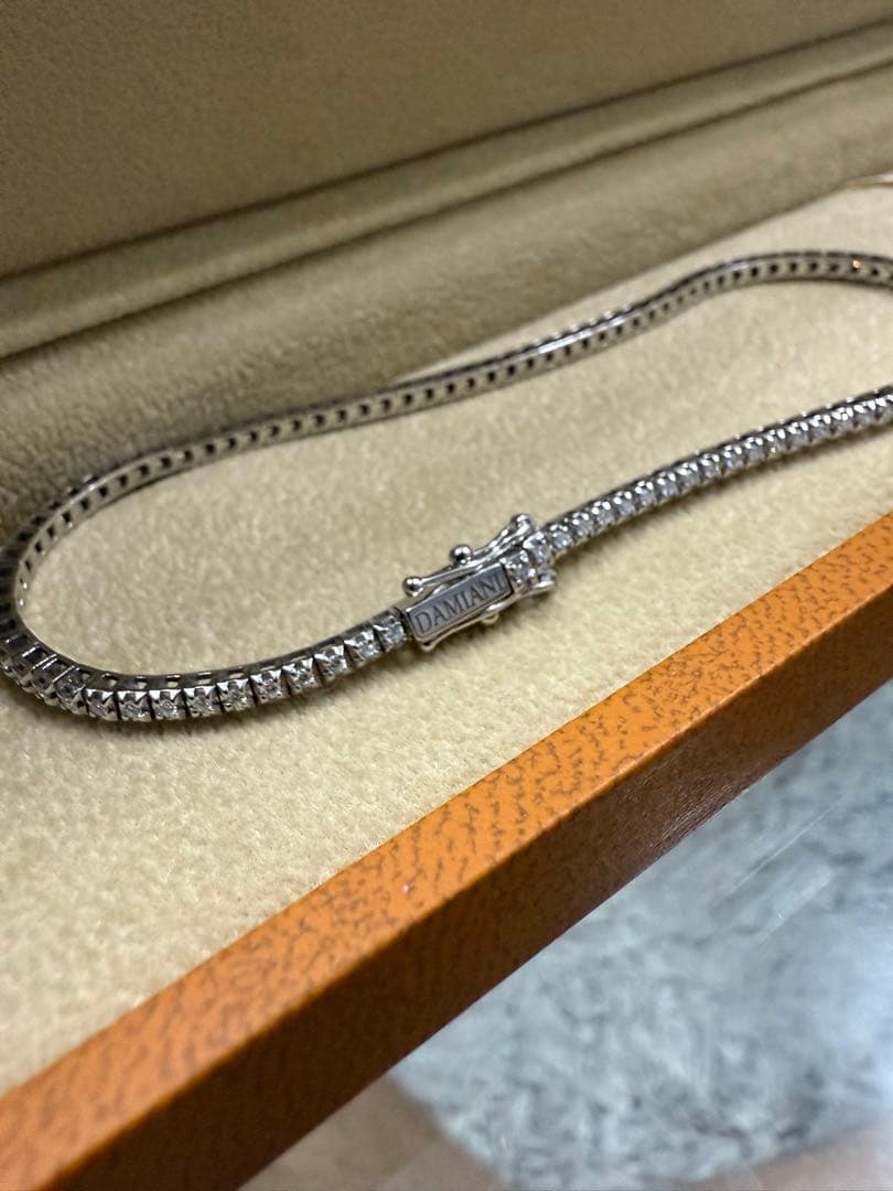 damiani ルーチェ　ダイヤモンド　テニスブレスレット
