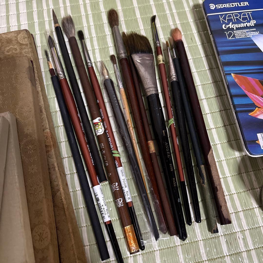 水彩絵具　色鉛筆　顔彩　スクラッチアート　絵画用品セット　筆　アート　まとめ売り