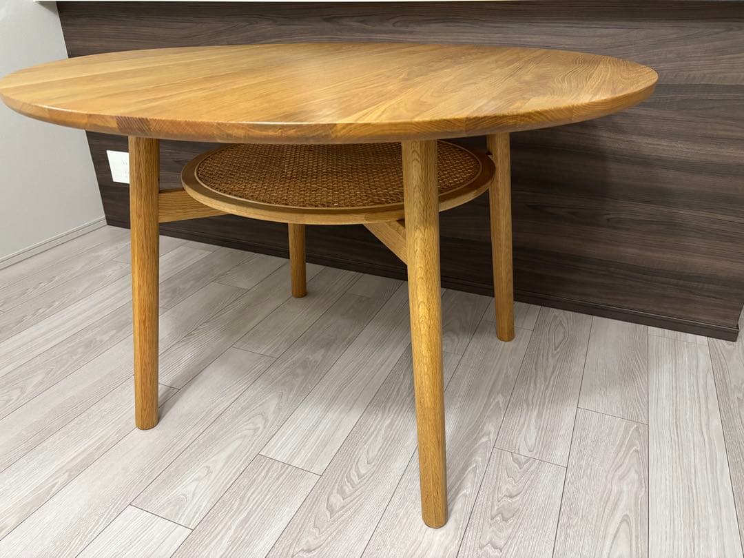 unico SOLK ラウンドダイニングテーブル　Φ1100