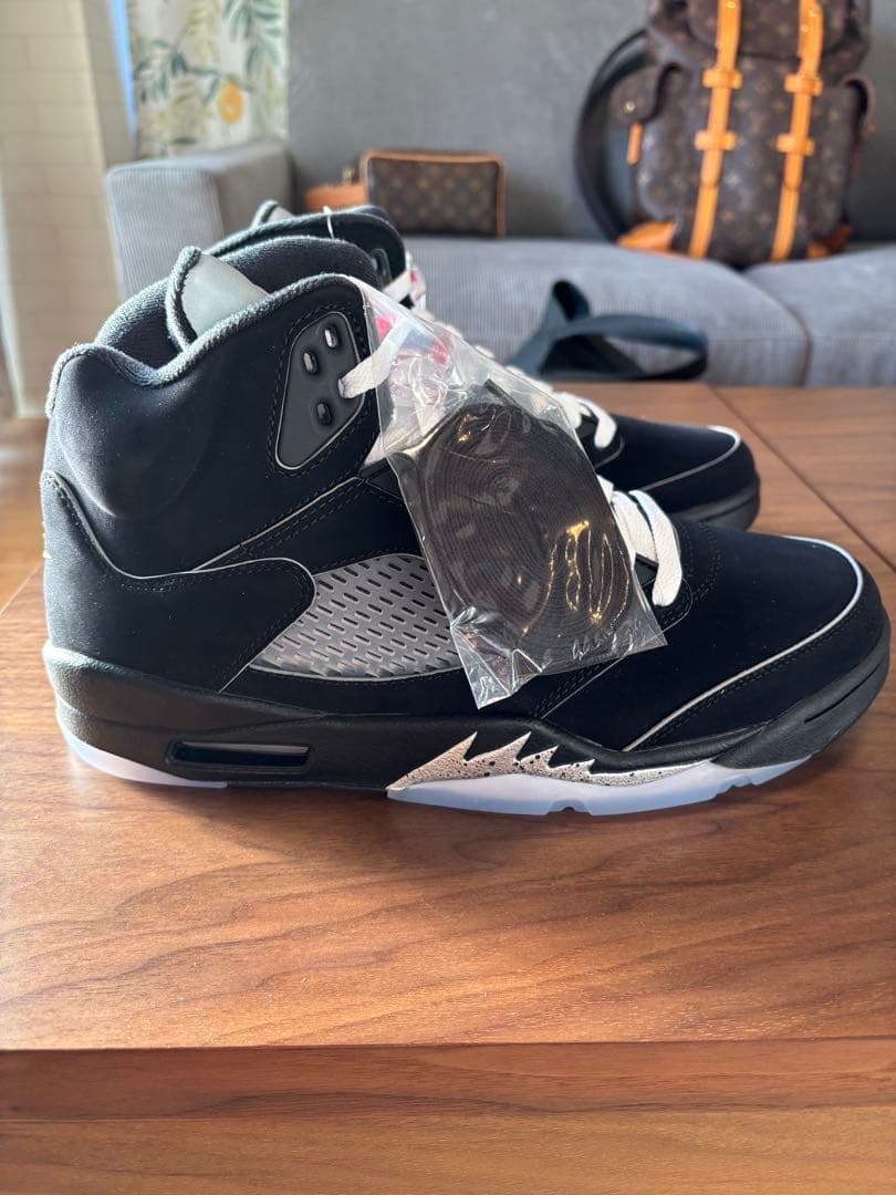 靴 Jordan 5 Black llic Reimagined