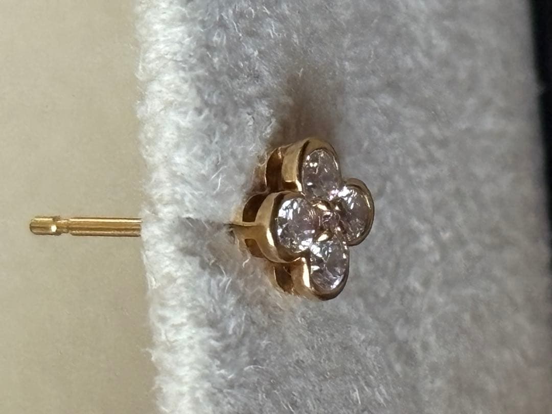 ヴァンドーム　k18 ダイヤ　ピアス