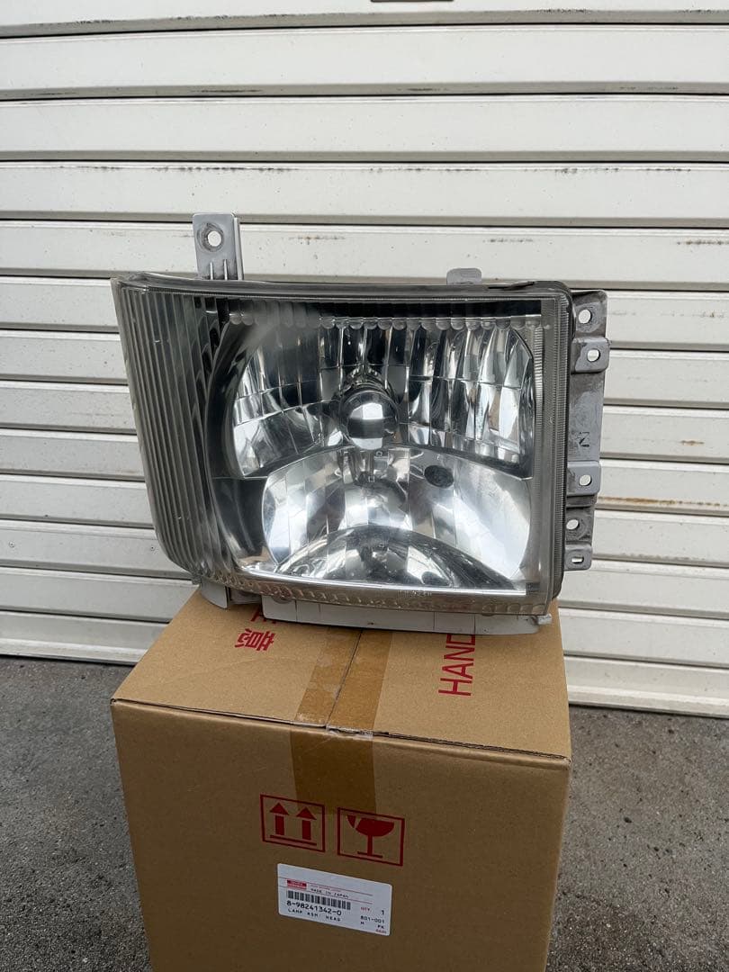 いすゞ　エルフ　フォワード　ギガ　ヘッドライト