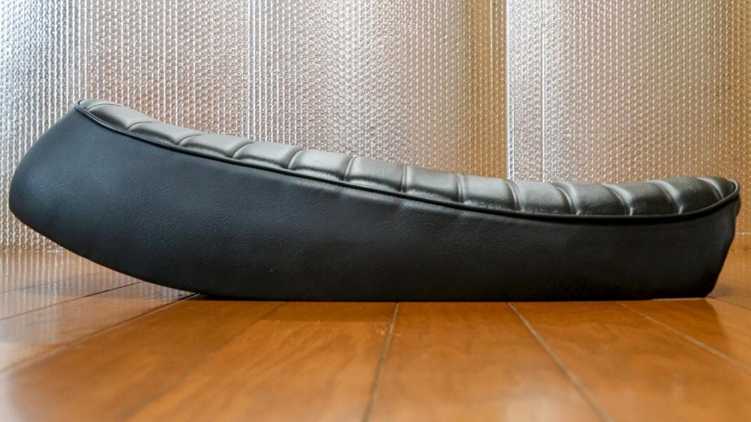 SR400 FI ５型用 GOODSEAT SLENDER タックロール黒（中古