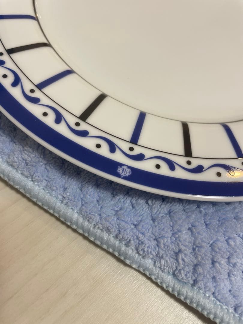 クリスチャン・ディオールの「レイユール」　デザートプレート　5枚