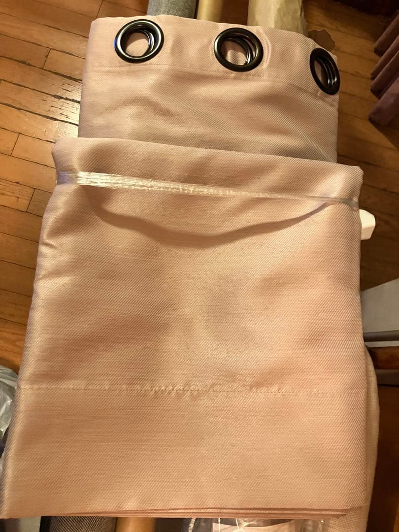 アイレットカーテン ベージュ　リング9個