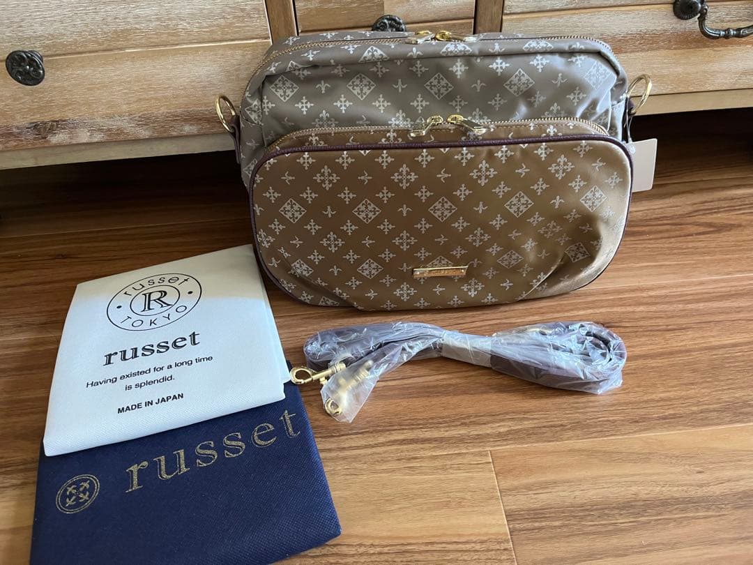 russet グレーベージュ ショルダーバッグ