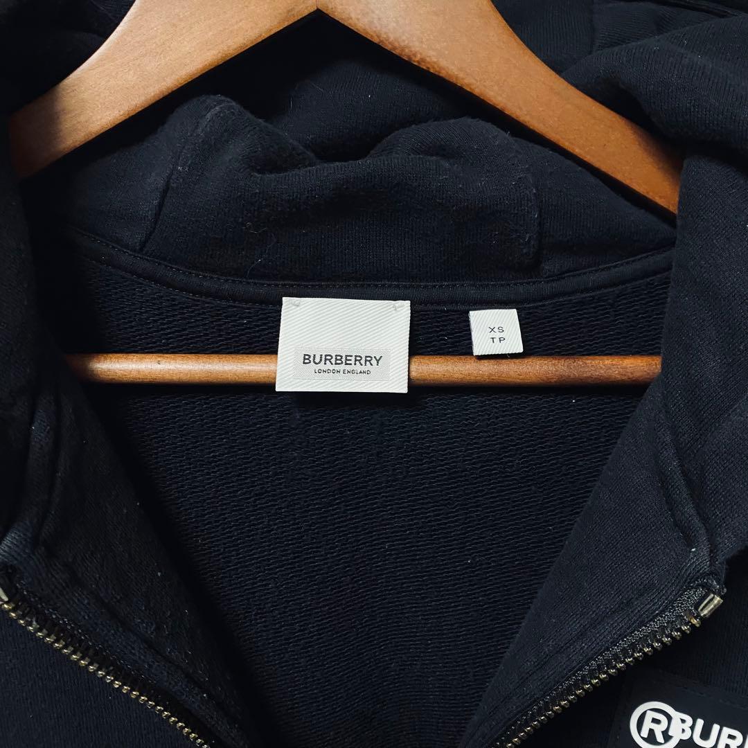 BURBERRY バーバリー ジップアップパーカー 袖ロゴ