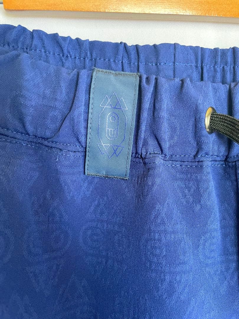 美品 エアブラスター ドライテックパンツ M ミッドナイト 撥水 スノーボード