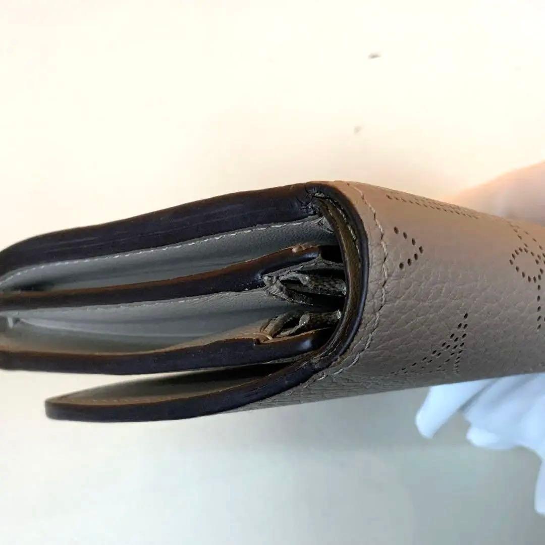 【美品】ルイヴィトン マヒナ ポルトフォイユイリスコンパクト 財布