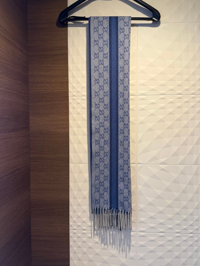 gucci カシミヤマフラー　メンズ　ユニセックス