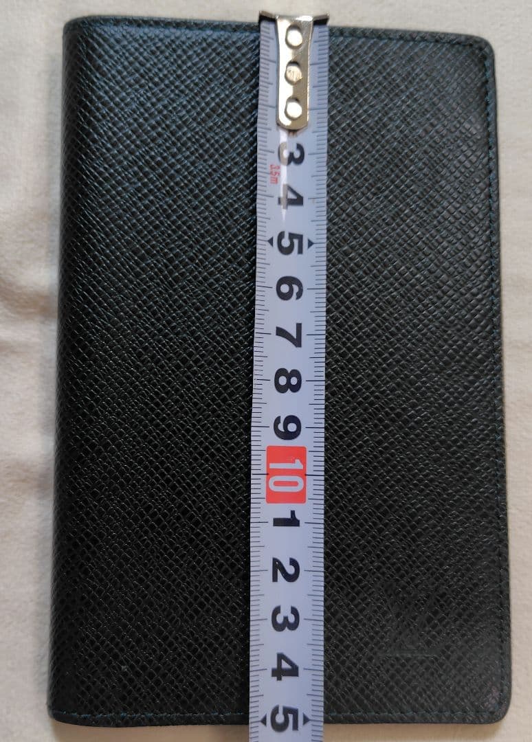 ルイ・ヴィトン タイガレザー パスポートケース