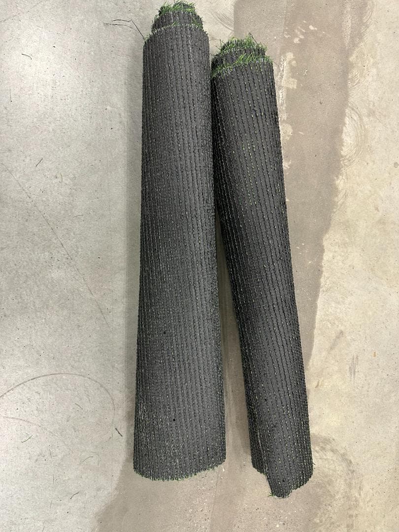 【2点セット】 人工芝（１m×２m）庭 ベランダ テラス 1本