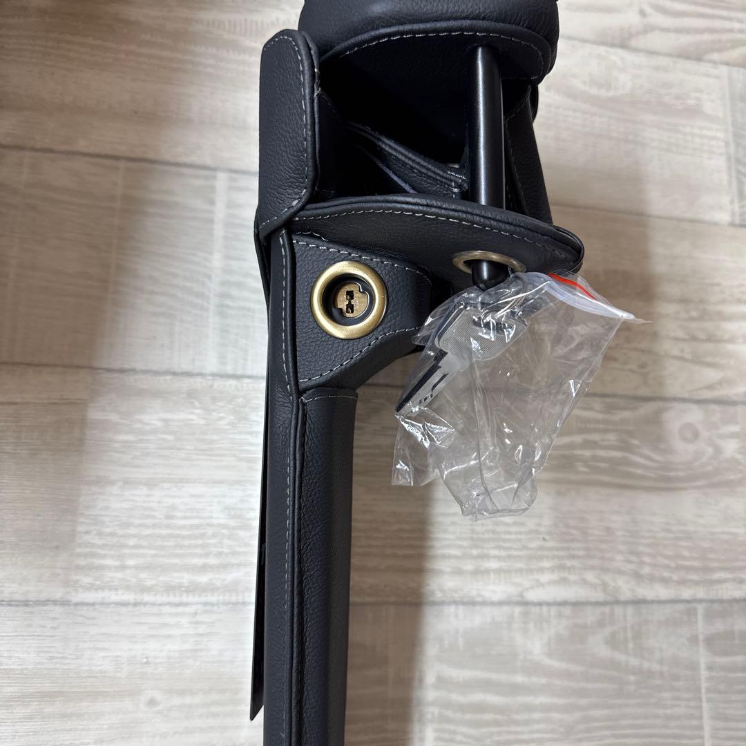 ＜新品未使用＞TOMSトムス ステアリングロック／ハンドルロックトヨタ車適合