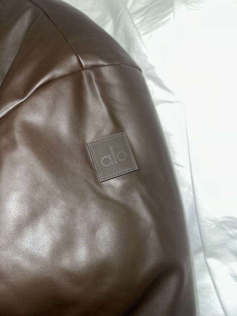 aloアロ faux レザーボンバージャケット（最終値下げ）