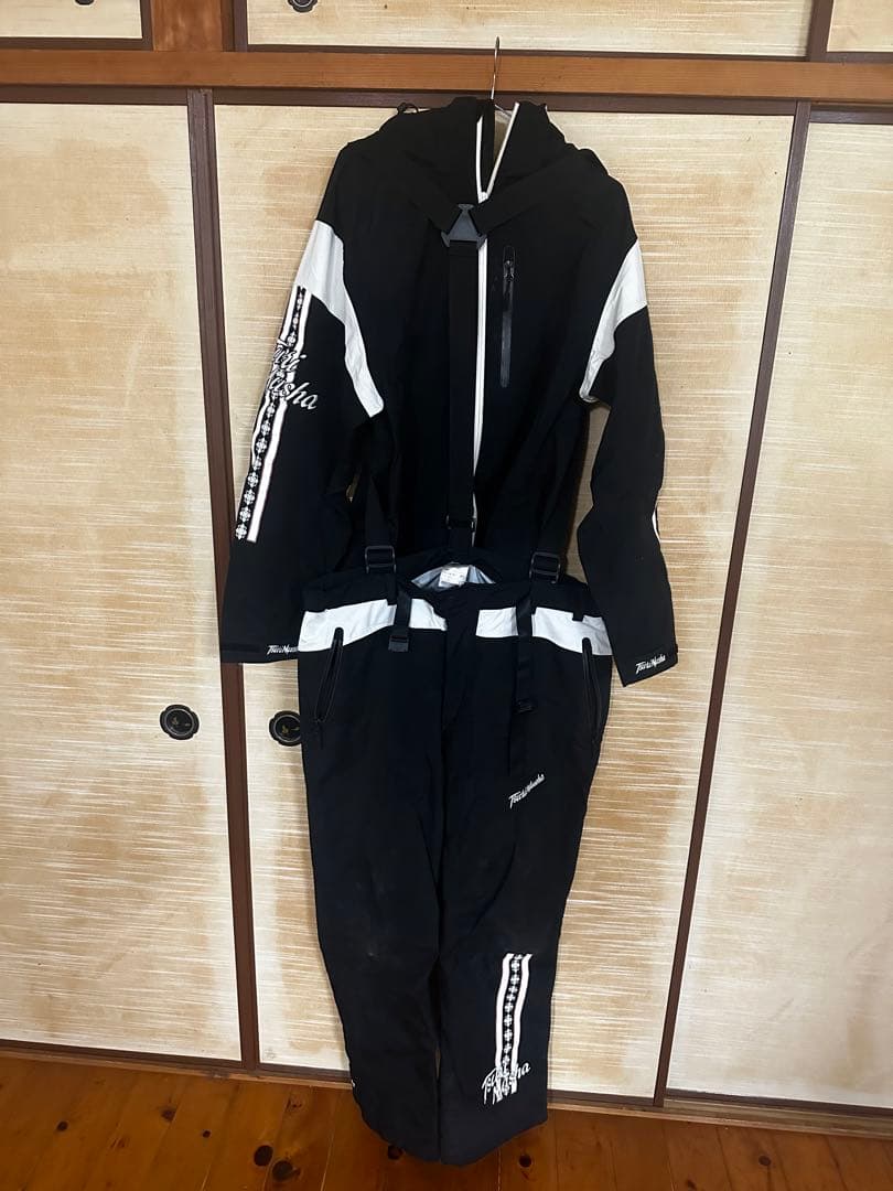 釣武者レインスーツになります