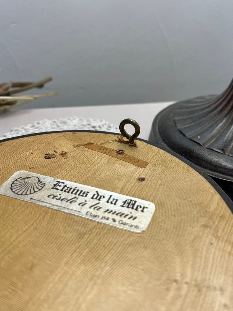 ◆フランスアンティーク｜手彫りピューター製F額壁掛け女性像、手作り雑貨置物レトロ