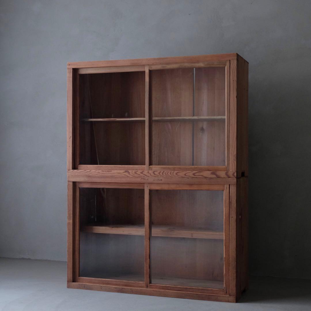 大正期 杉材 ガラス戸棚B ゆらゆらガラス　食器棚 収納棚 水屋 本棚 古家具