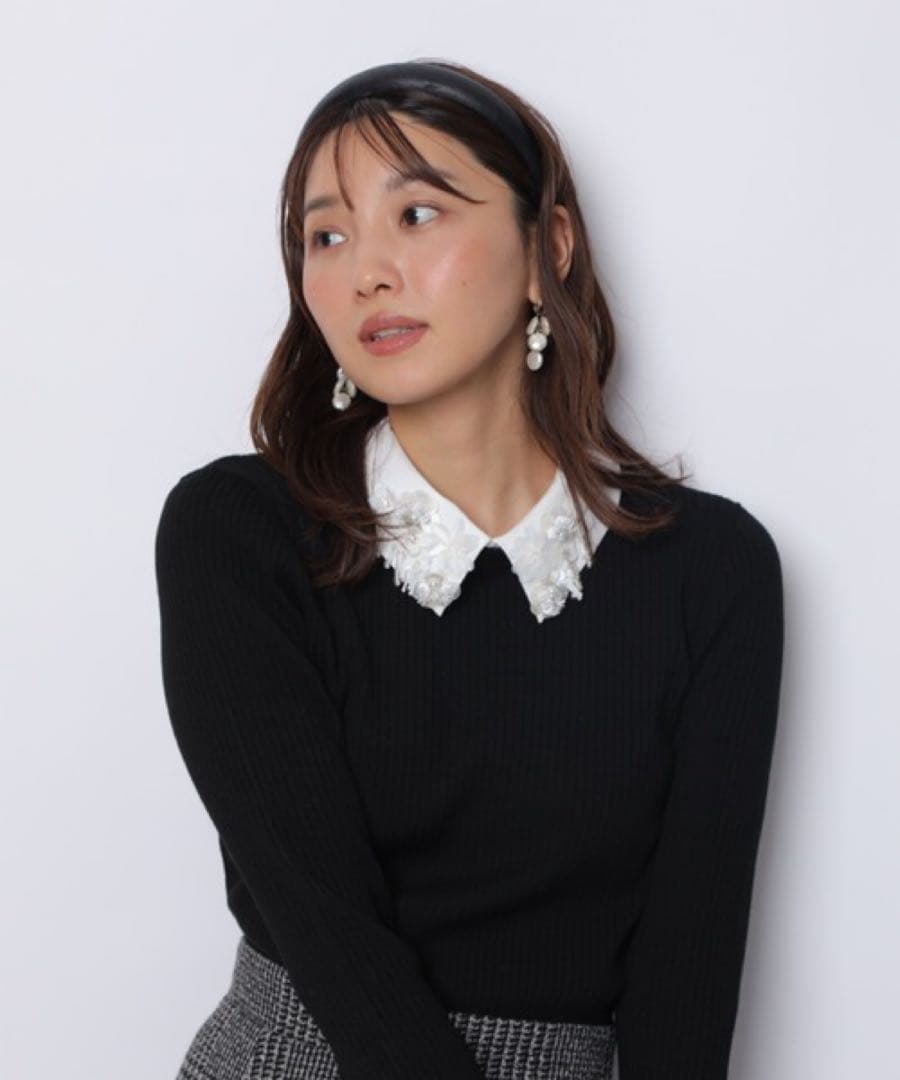 JUSGLITTY 新品未使用タグ付き ビジュー衿リブニット