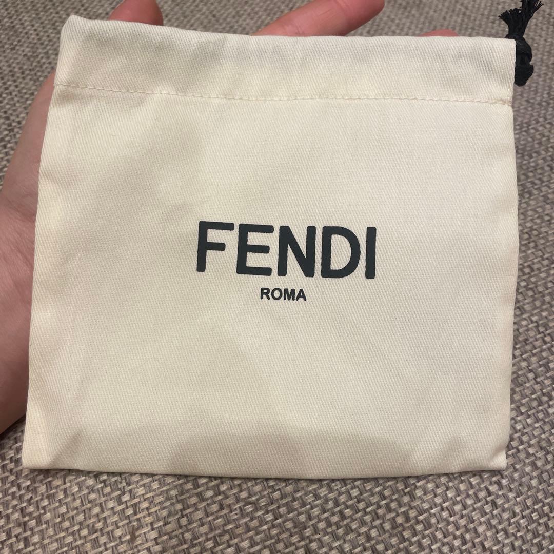 FENDI グレー 三つ折り財布