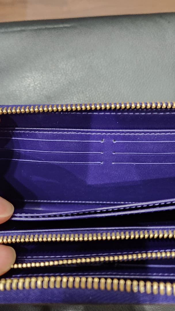 Louis Vuitton パープル長財布