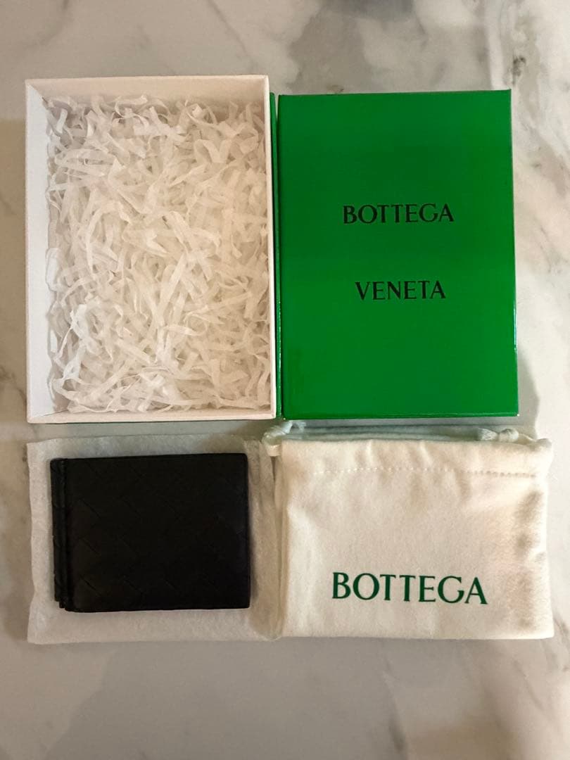 美品 Bottega Veneta イントレチャート マネークリップ ブラック