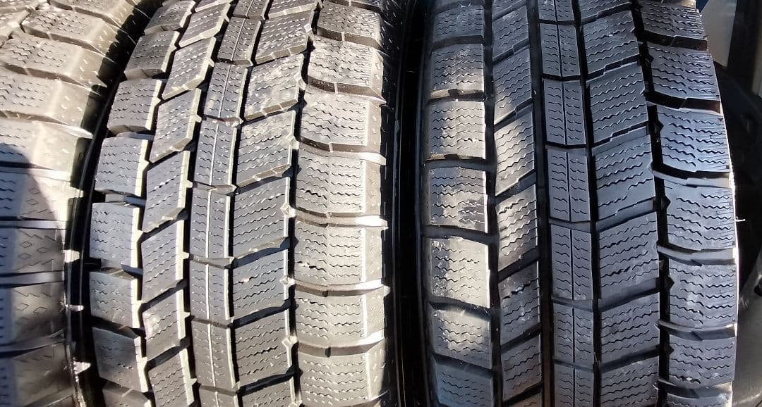 送料込み　2022年製　ノーストレックN5 14インチ 4本セット