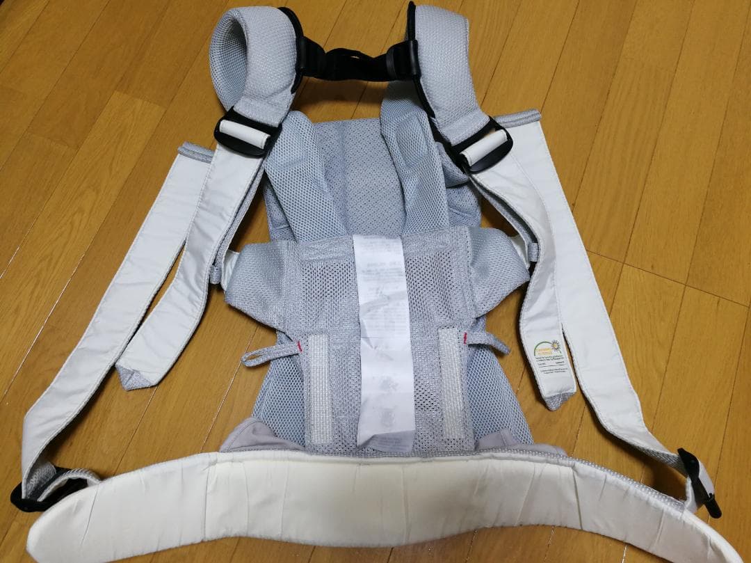 ベビービョルン　抱っこ紐（ONE+Air）＆カバー