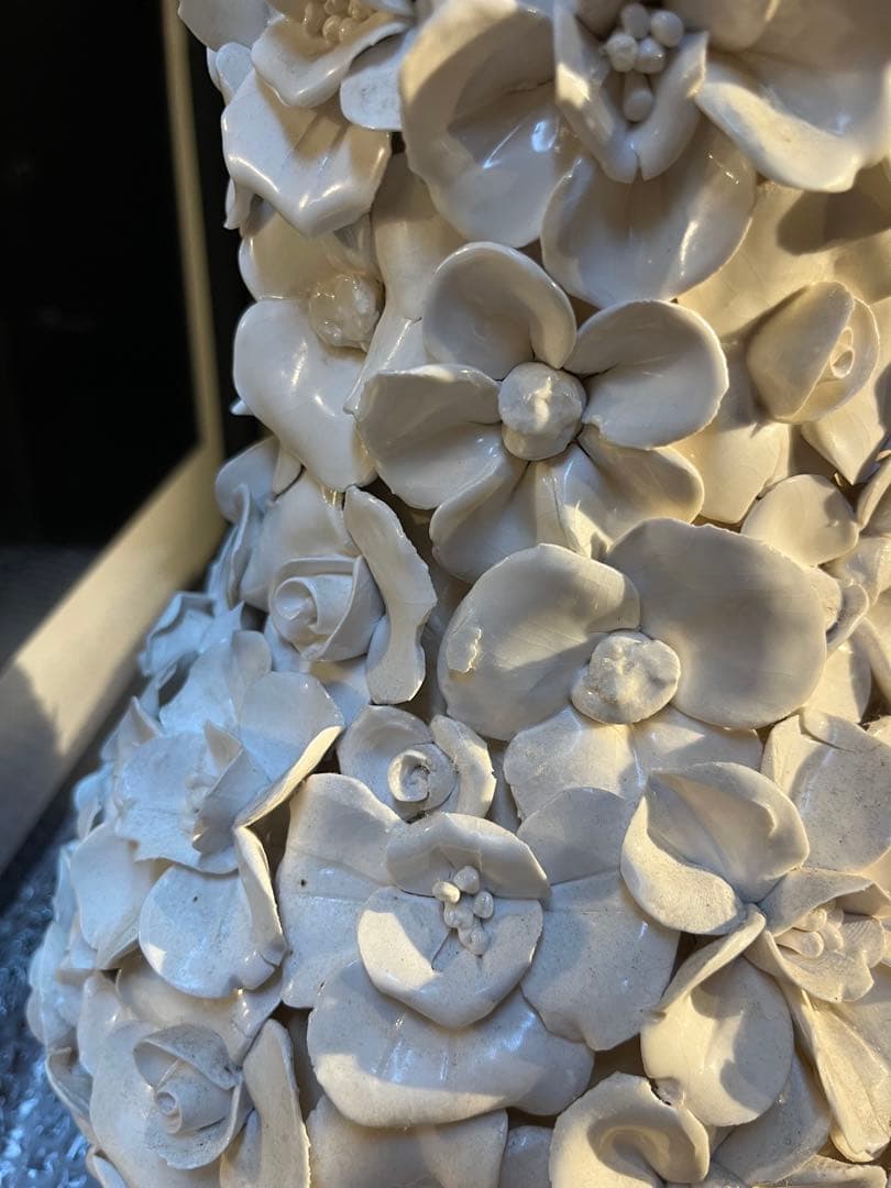 コンランショップ購入DESPOTS/デスポッツ 花びらフラワーベース ホワイト大