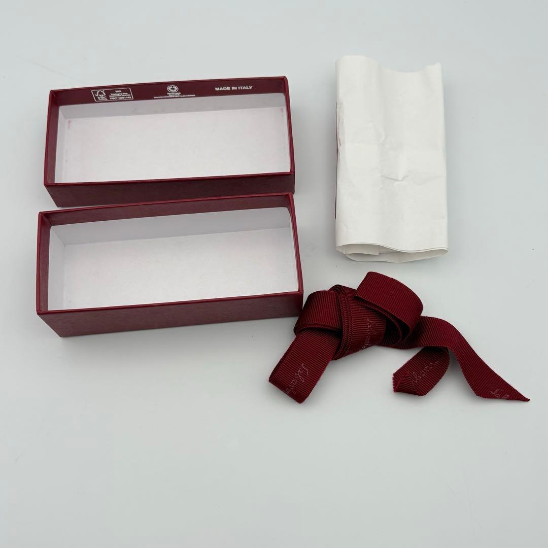 【希少・美品】フェラガモ ヴァラ 金具 マネークリップ ゴールド 箱・リボン付き