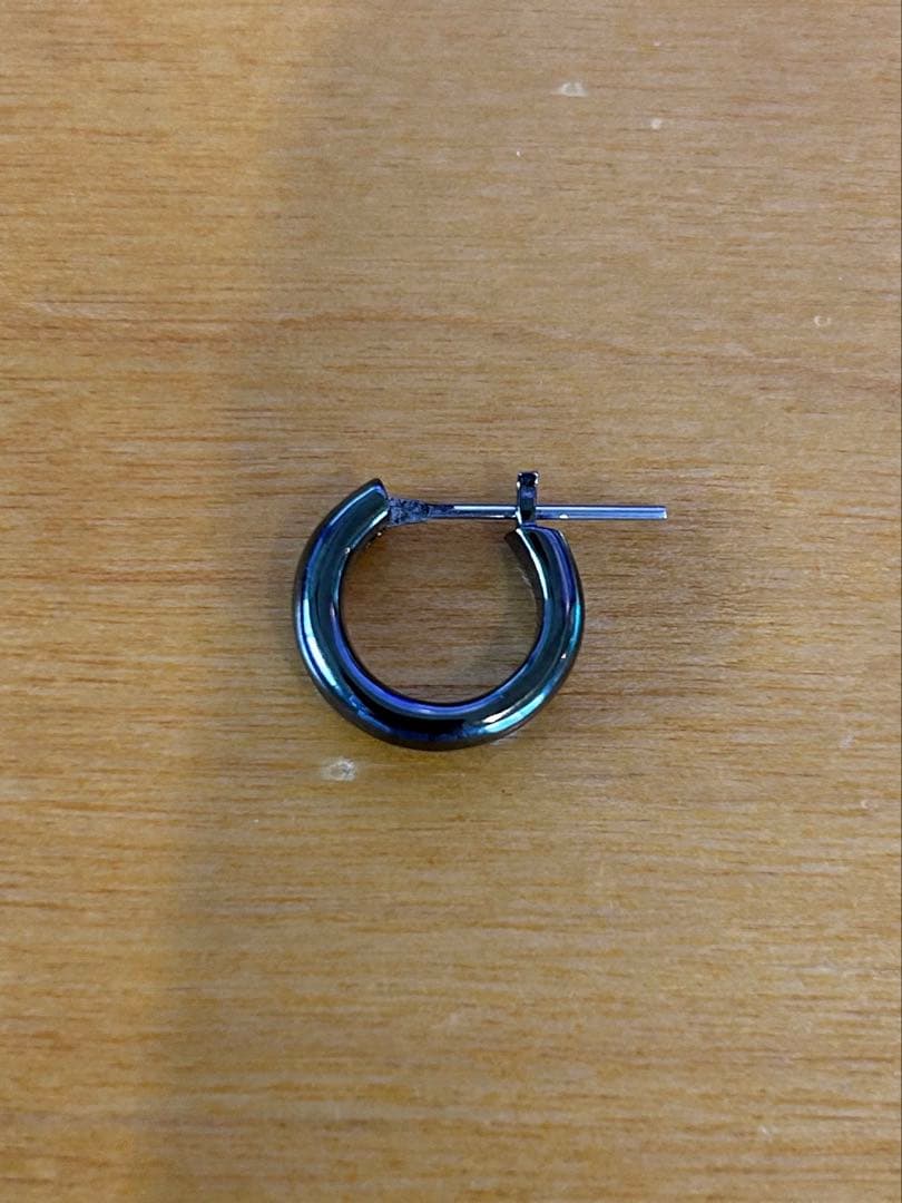 GARNI ブラック ピアス(片耳用)