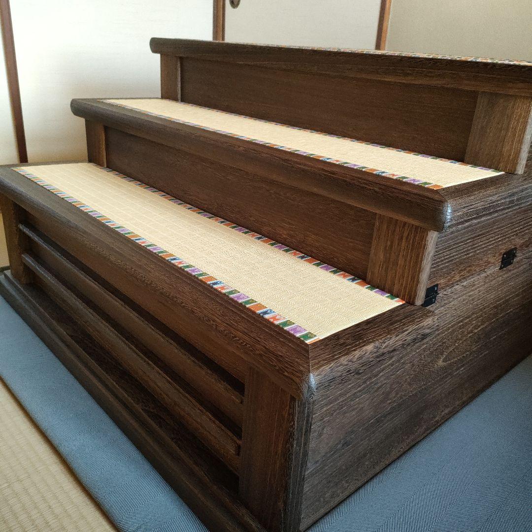 雛人形　雛人形三段飾り台　(未使用品)