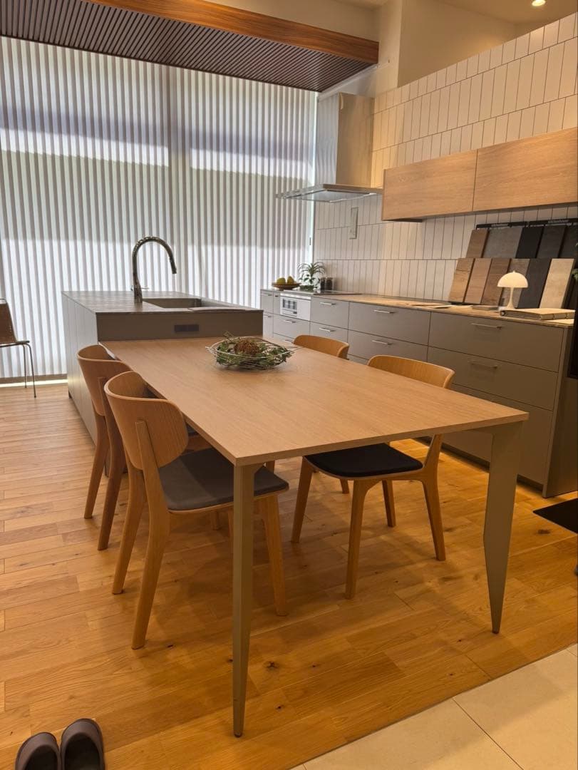 キッチンハウス kitchenhouseダイニングテーブル1800mm 値下げ