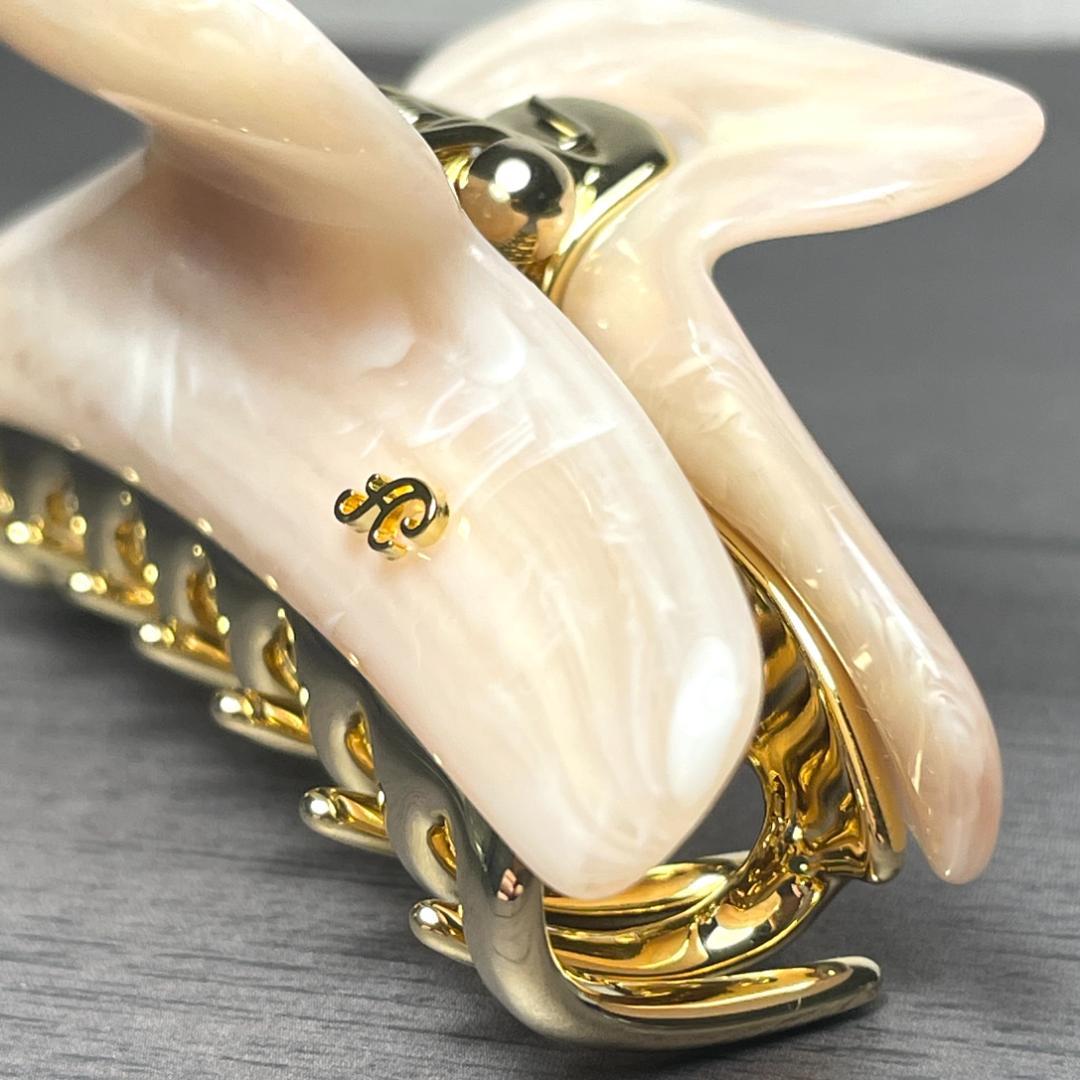 acca アッカ ヘアクリップ Mサイズ ミドル ピンク 大理石風 ゴールド