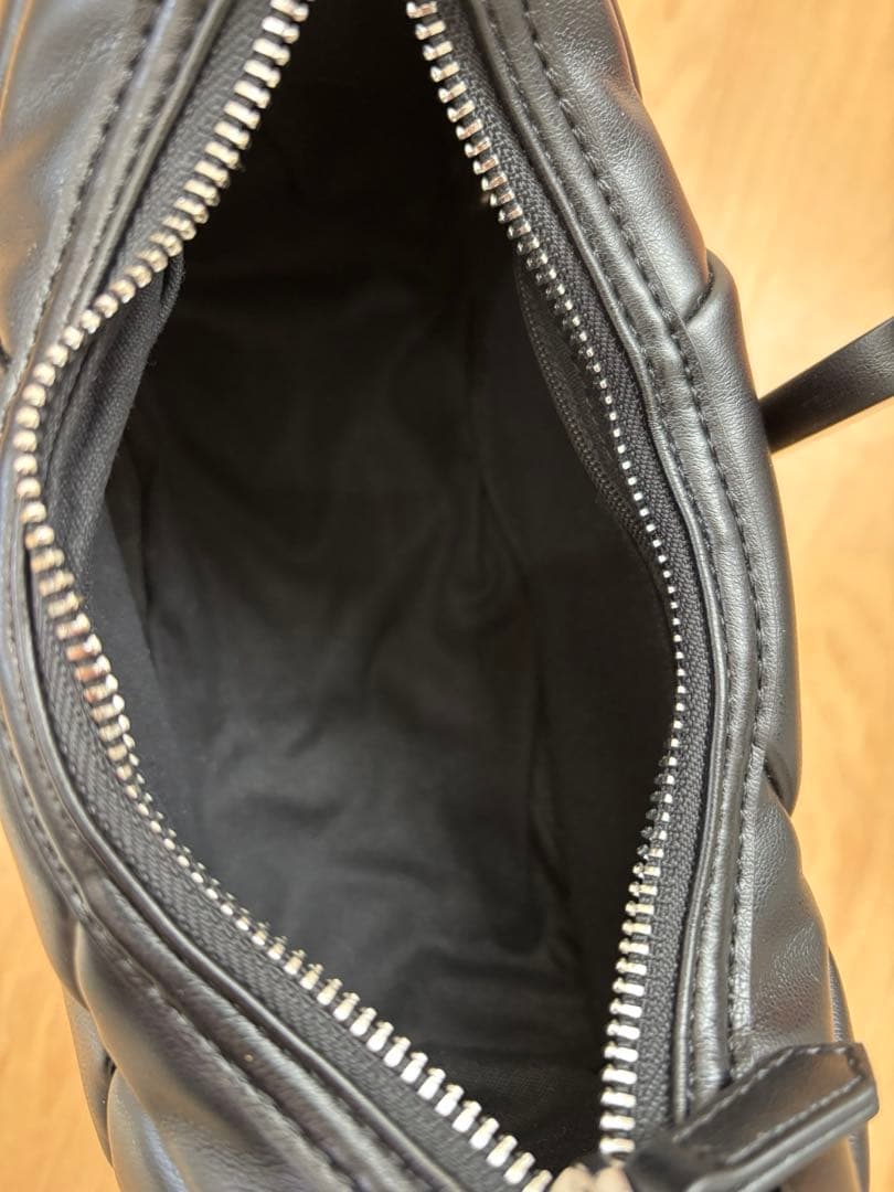 ネコ様✨YAHKI キルティング ワンショルダー バック ハンドバッグ