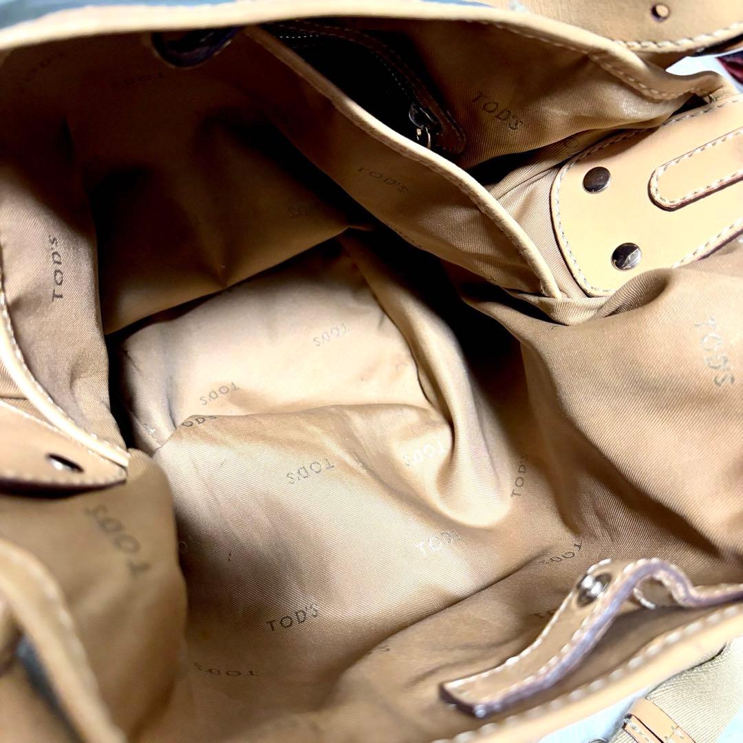 【極美品】トッズ　ナイロン　トートバッグ ショルダーバッグ　2way グリーン