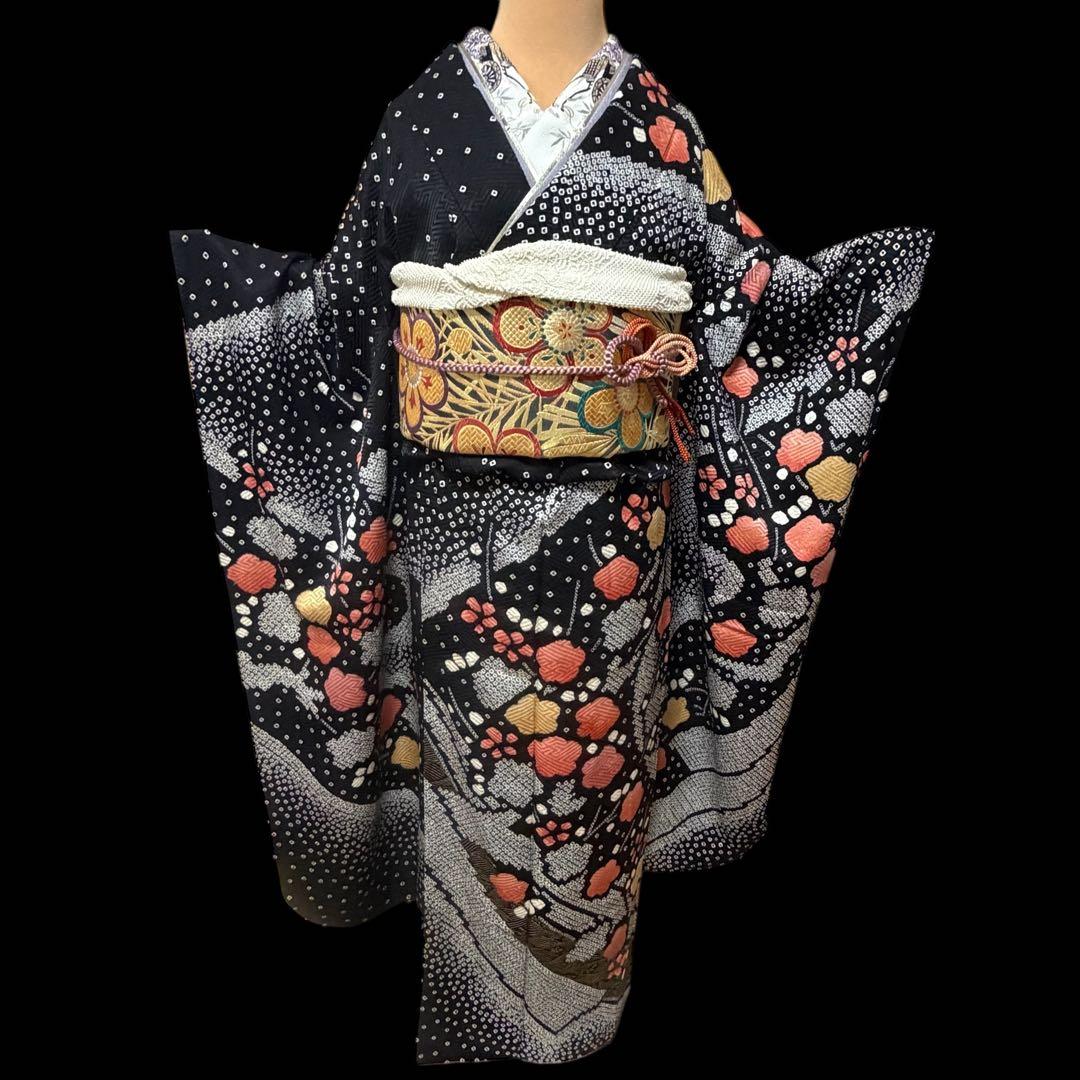 ★幻想的な黒色振袖セット6点‼️コントラストの美しい見事な絞り　正絹　やまと誂製