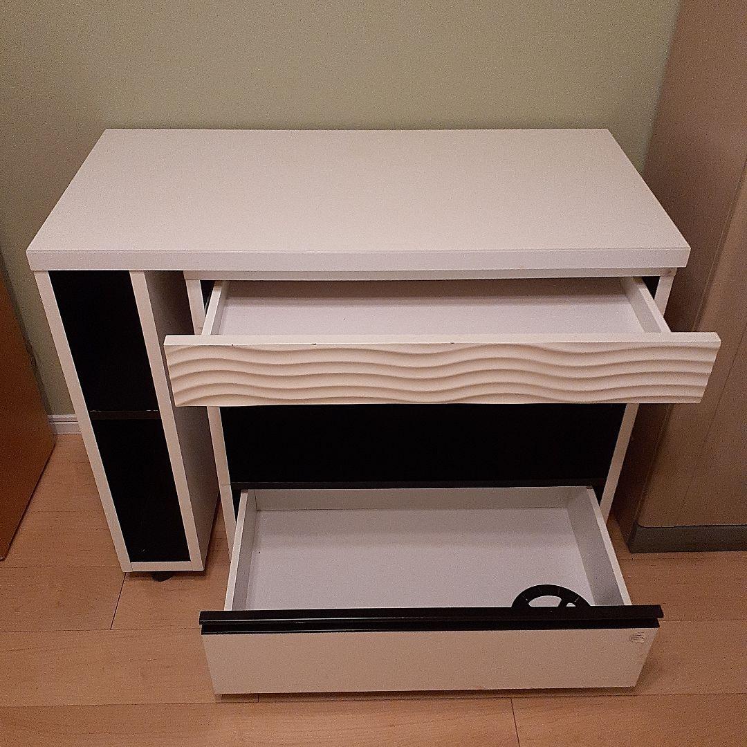 モダン食器棚 ホワイト/ブラック