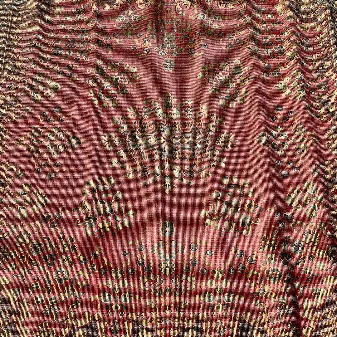 A-4 昭和レトロ 美品 オリエンタル柄 ラグ 絨毯 正方形 レッド 花柄