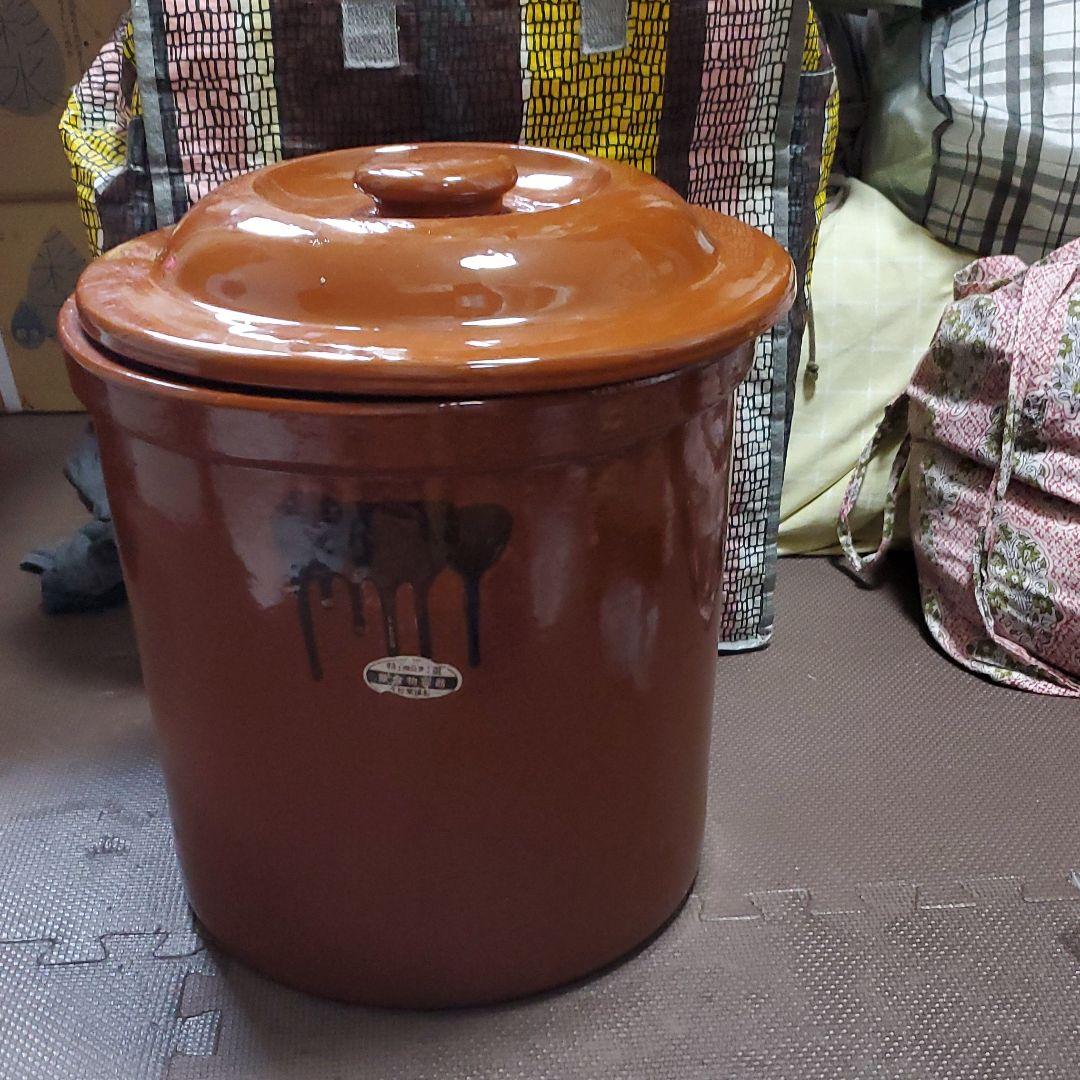 漬物容器  かめ2つ   久松寸胴8号蓋あり  4号蓋なし