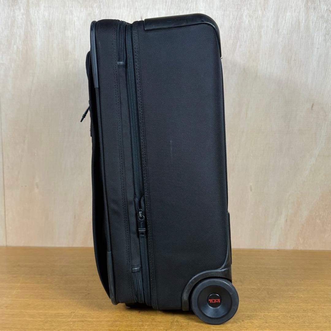 TUMI ALPHA2 機内持込可 スーツケース 黒 22020D2 拡張機能