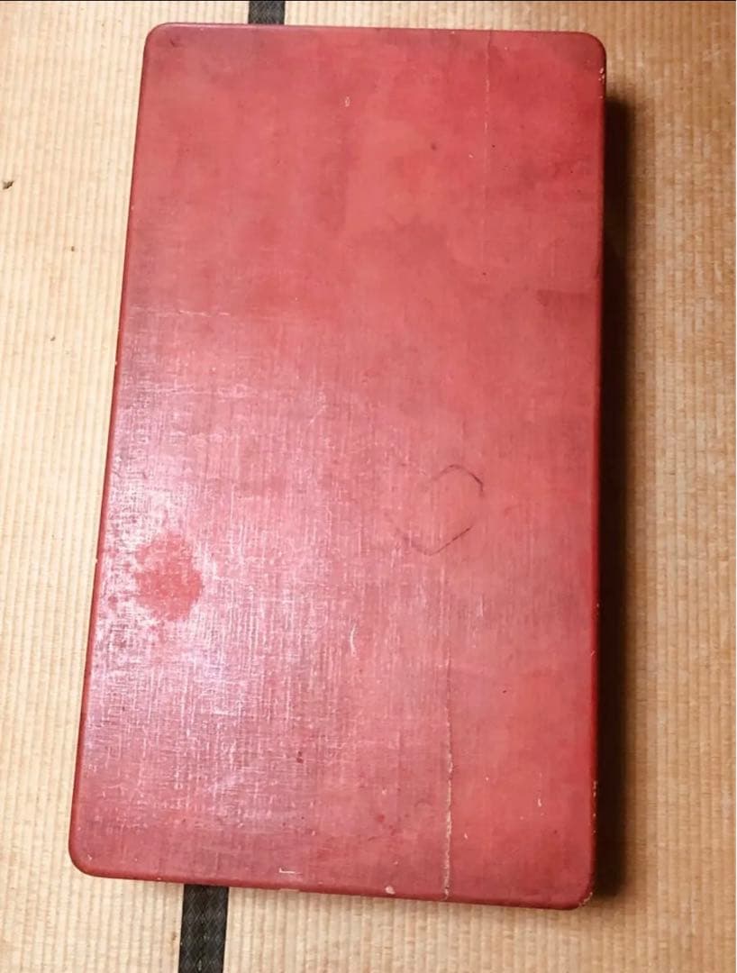 本物一閑張り　１００年前の物　紙と布を貼り合わせ漆で固めた軽く頑丈な物