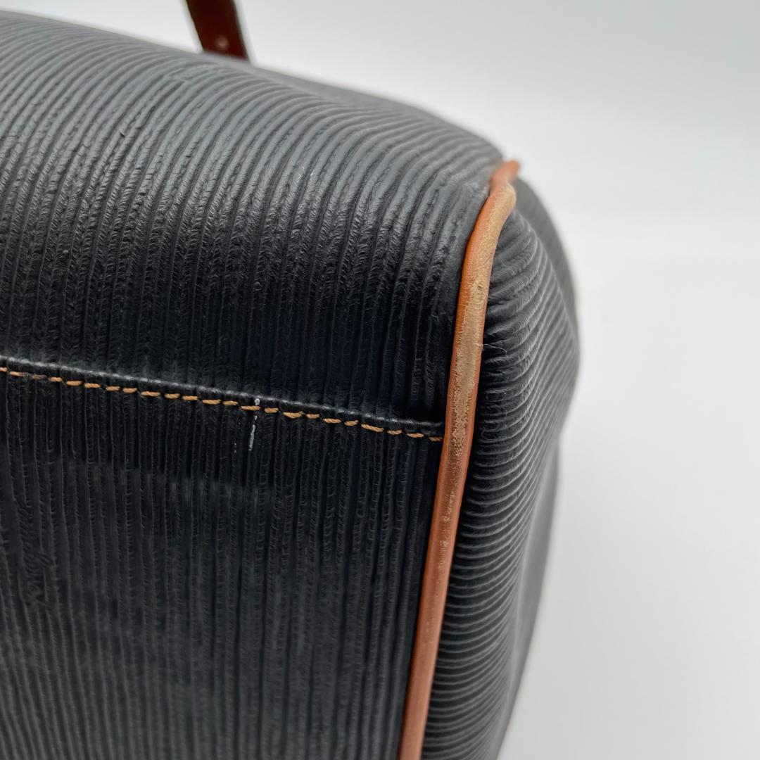 サルバトーレ　フェラガモ　レザー　ミニボストンバッグ　ガンチーニ　レザー