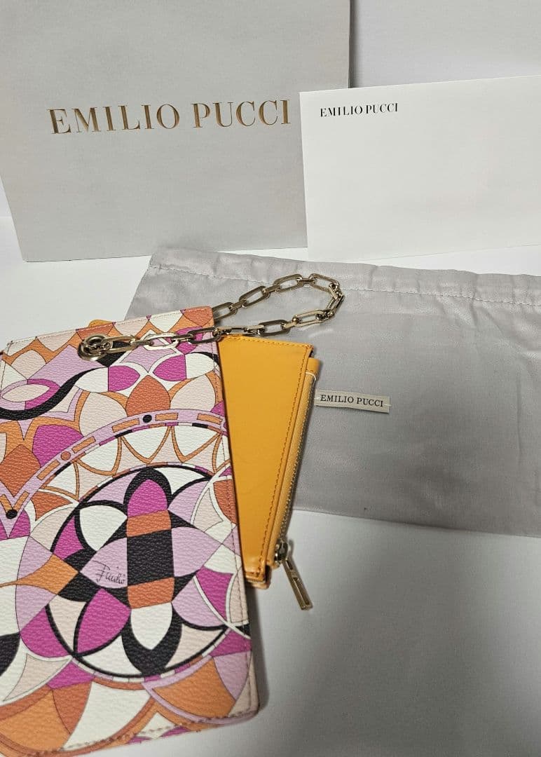 EMILIO PUCCI ポーチ(お札入れ、ケース)