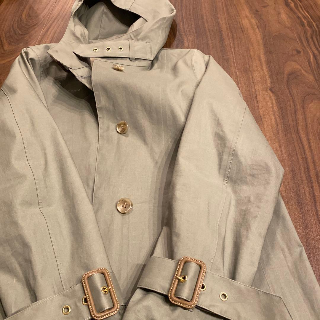 トラディショナルウェザーウェア フード付き トレンチコート（カーキ色）