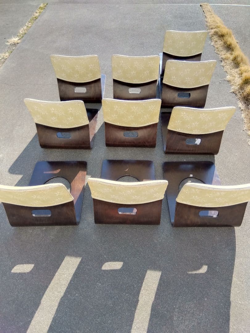 木工座椅子　穴あきデザインの座椅子　10脚セット